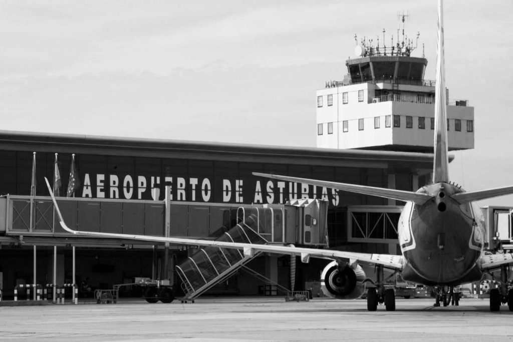Traslados en Taxi desde el Aeropuerto de Asturias a hoteles y apartamentos de Llanes